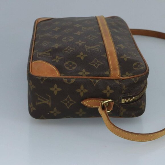 LOUIS VUITTON Monogram Trocadero 30 Shoulder Bag M51272 LV Auth yk16780 - Picture 4 of 15